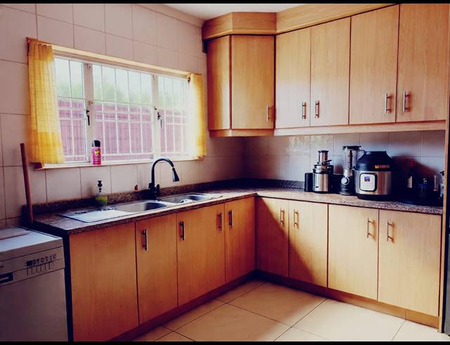 5 BEDROOM HOUSE FOR SALE IN SHALLCROSS